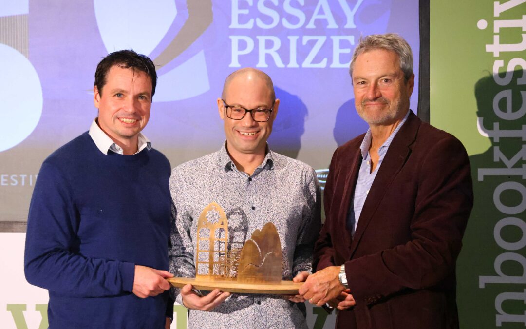 On The Covenant – Rodge Glass Scoops The Anne Brown Essay Prize for Scotland