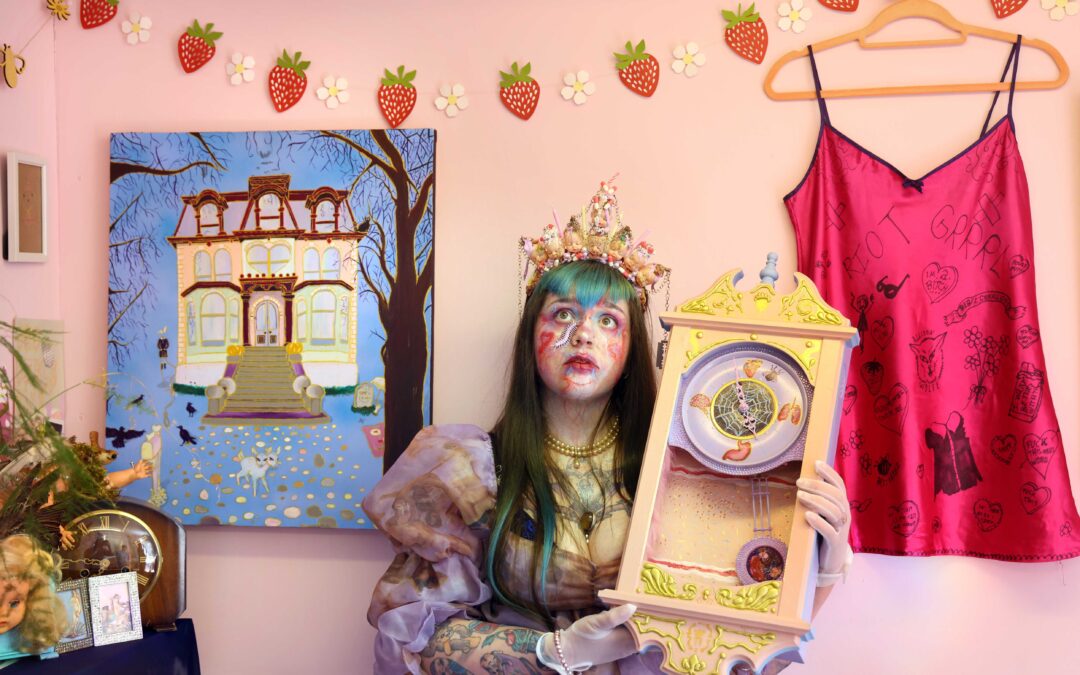 Bubblegum Horror – Young Artist Explores the Dark and Uncanny